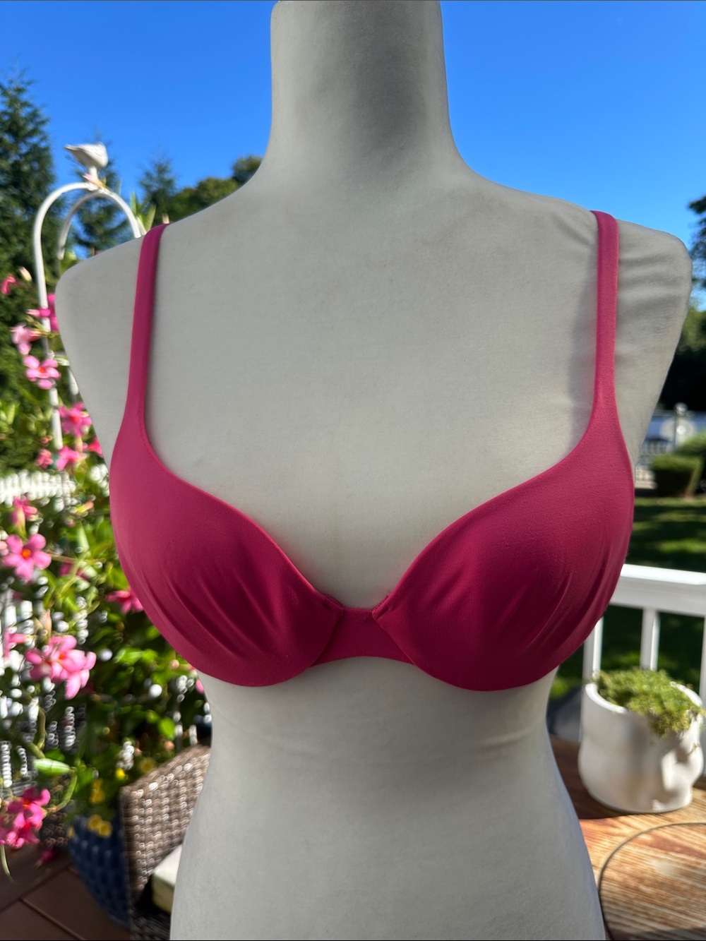 NWT Vintage Victoria’s Secret Underwire Body by Victoria IPEX Demi bra